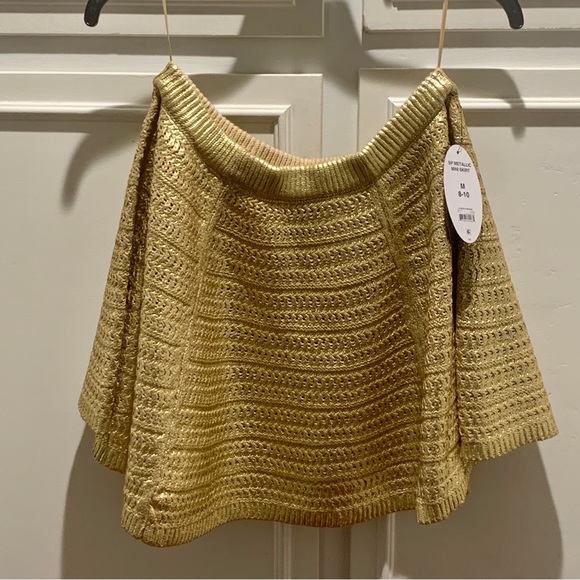 Gold Metallic Crochet Mini Skater Circle Skirt Disneybound Costume 8-10 NWT - Picture 12 of 12